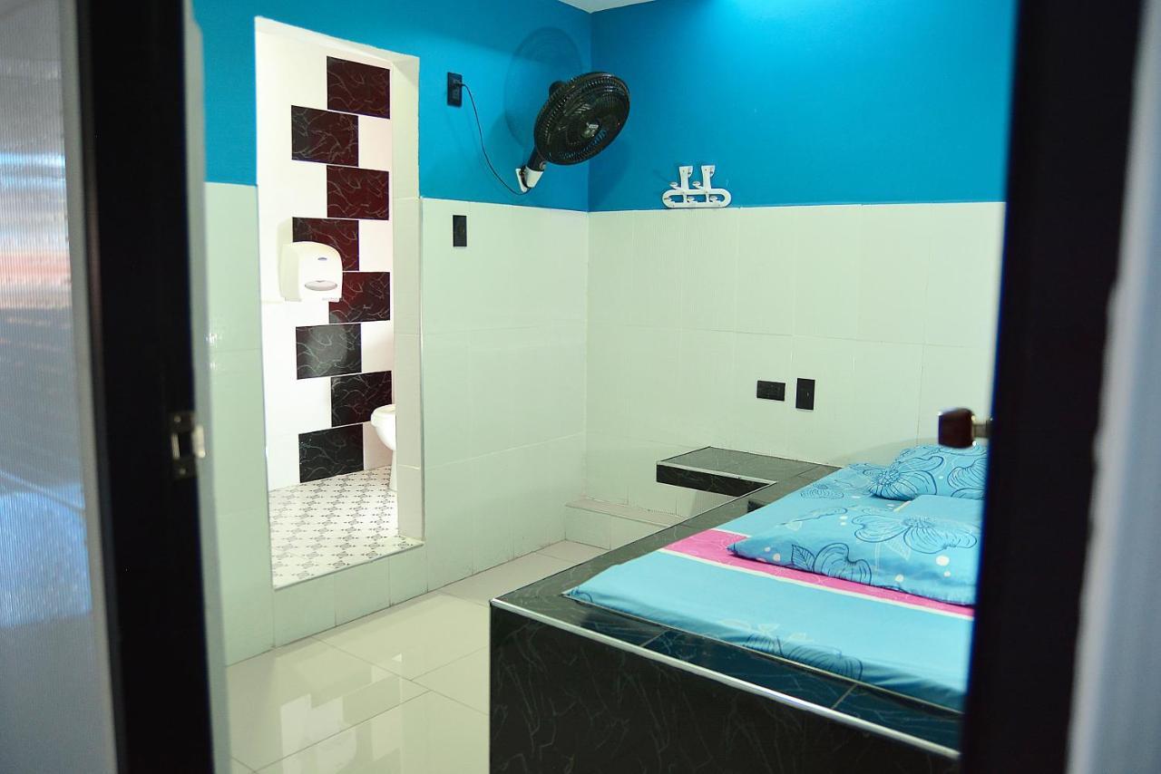 Apartahotel Juane'S カリ エクステリア 写真